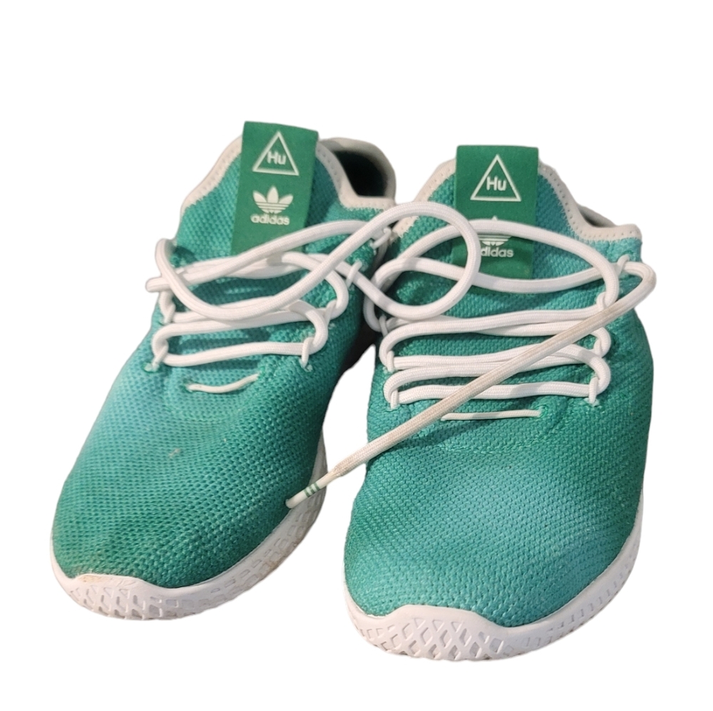 ADIDAS YOUTH PHARRELL WILLIAMS HU SIZE 7 TENNIS SHOES GREEN WHITE AP9964
